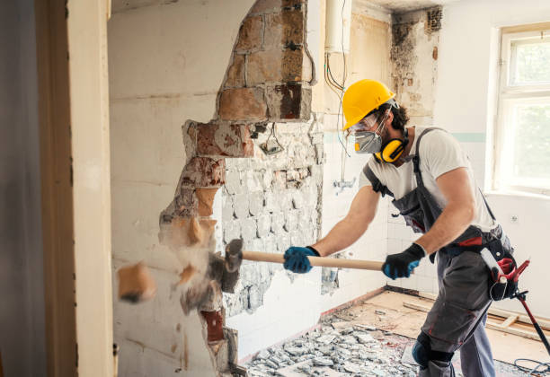 Best Custom Concrete Contractor  in Menasha, WI