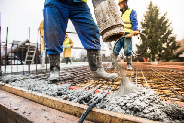 Best Concrete Contractor Near Me  in Menasha, WI